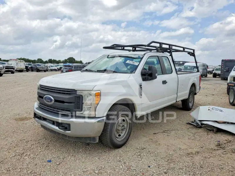 2017 Ford F-250 фото