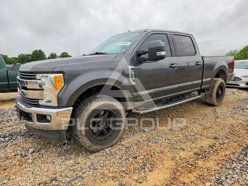 2017 Ford F-250 photo