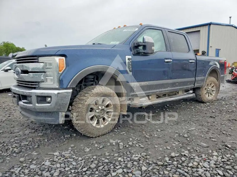 2017 Ford F-250 фото