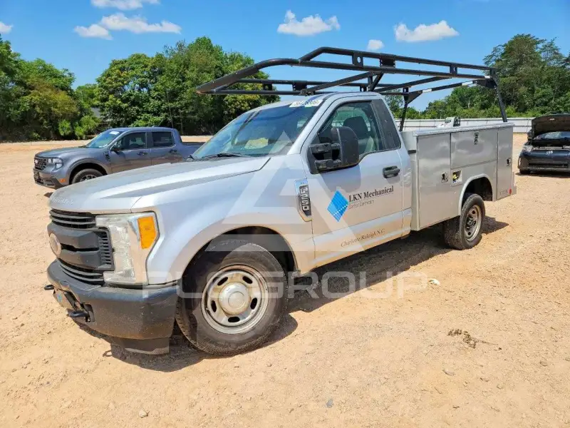 2017 Ford F-250 фото
