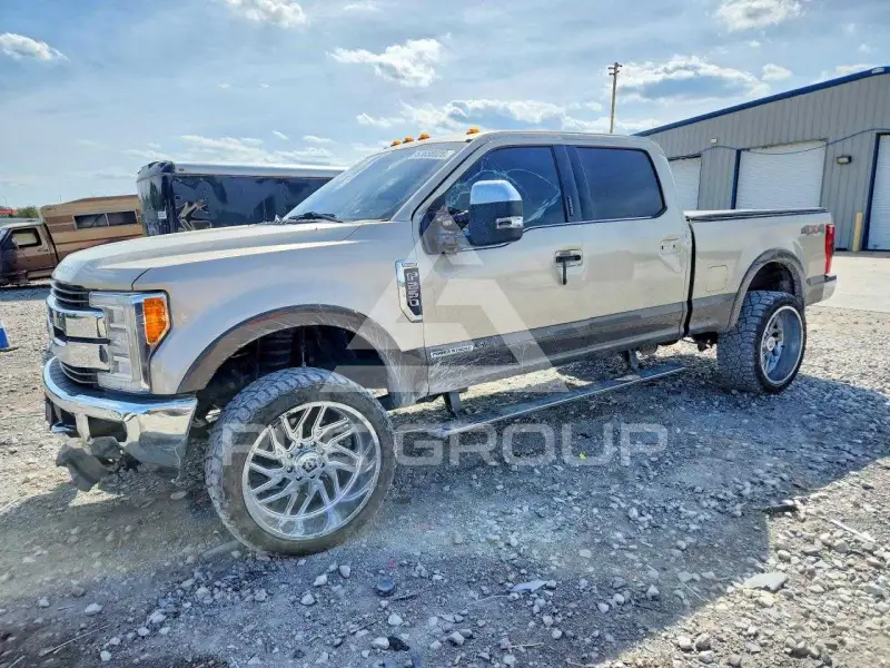 2017 Ford F-250 photo