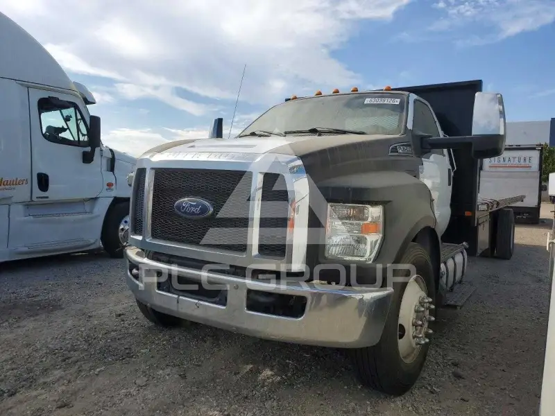 2017 Ford F-750 фото