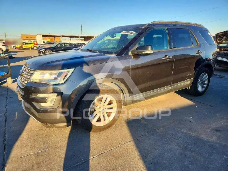 2017 Ford EXPLORER photo