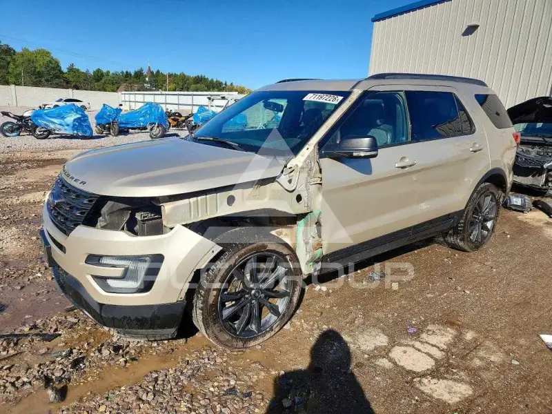 2017 Ford EXPLORER фото
