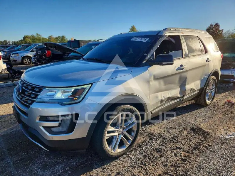 2017 Ford EXPLORER фото
