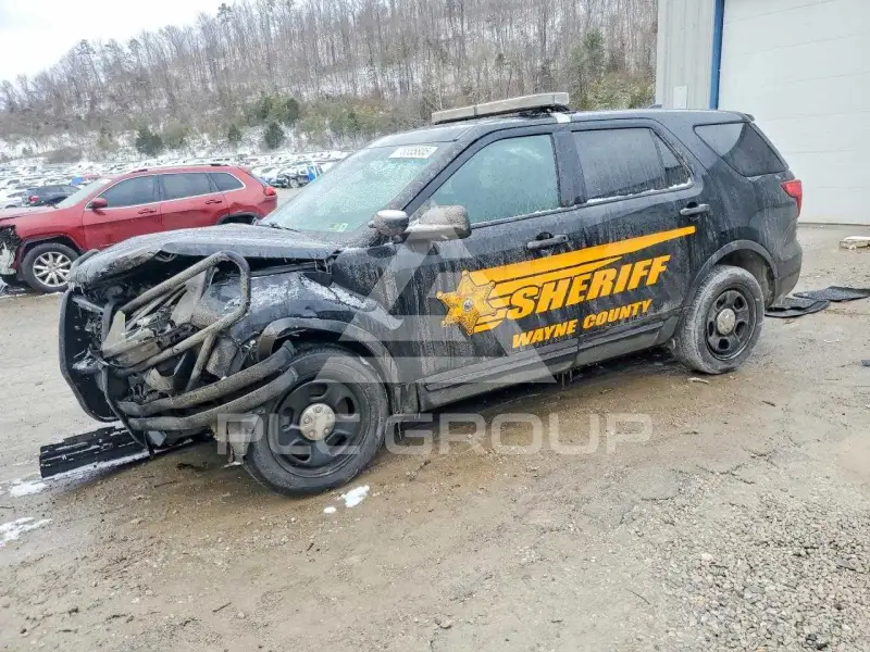 2017 Ford EXPLORER фото