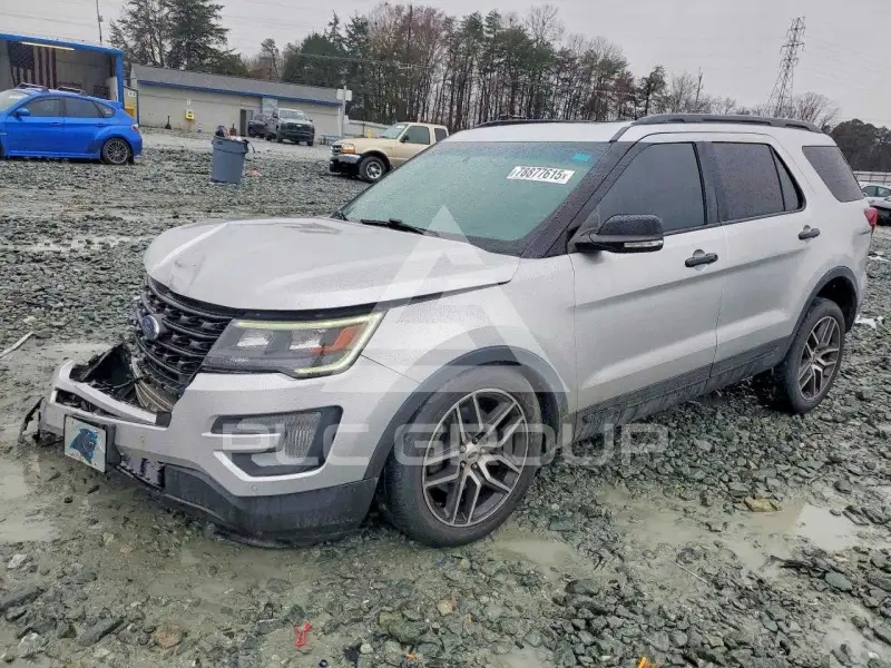 2017 Ford EXPLORER фото