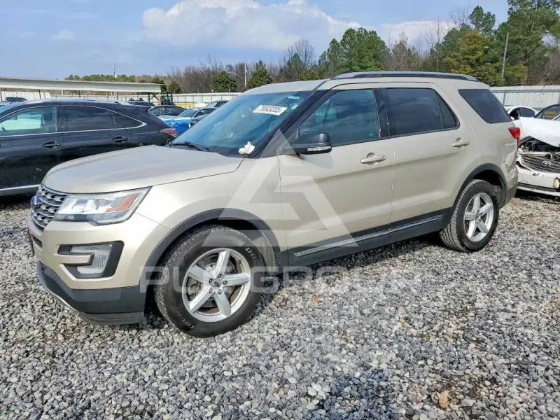 2017 Ford EXPLORER photo