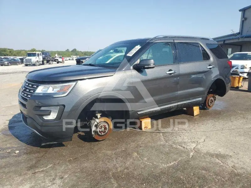 2017 Ford EXPLORER photo