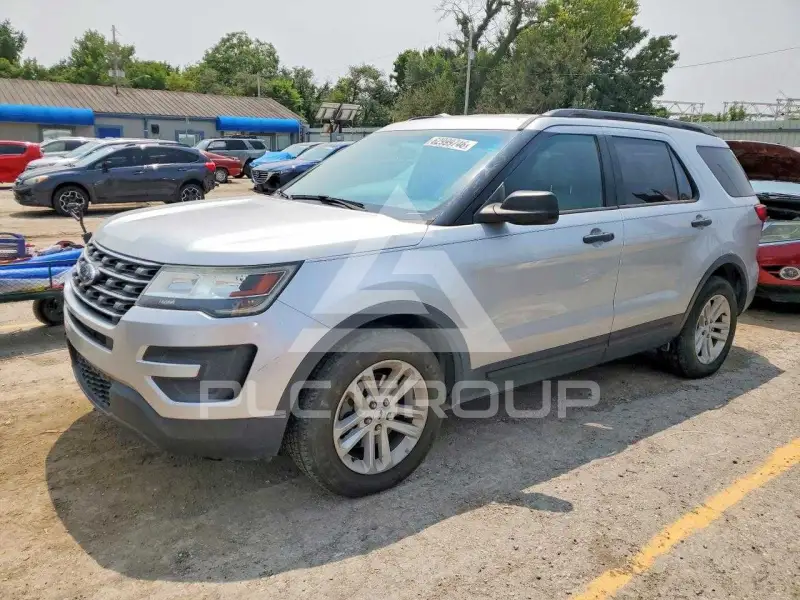 2017 Ford EXPLORER photo