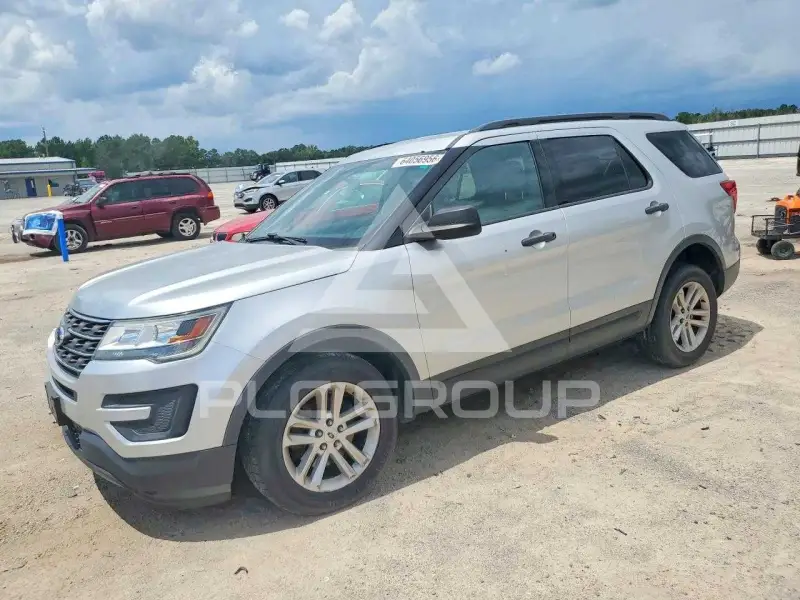 2017 Ford EXPLORER photo