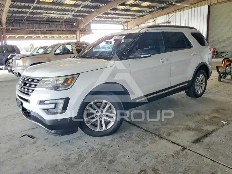 2017 Ford EXPLORER фото