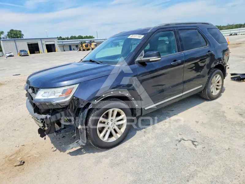 2017 Ford EXPLORER фото