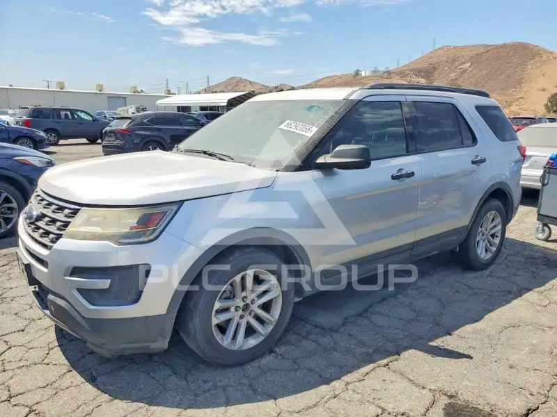 2017 Ford EXPLORER photo
