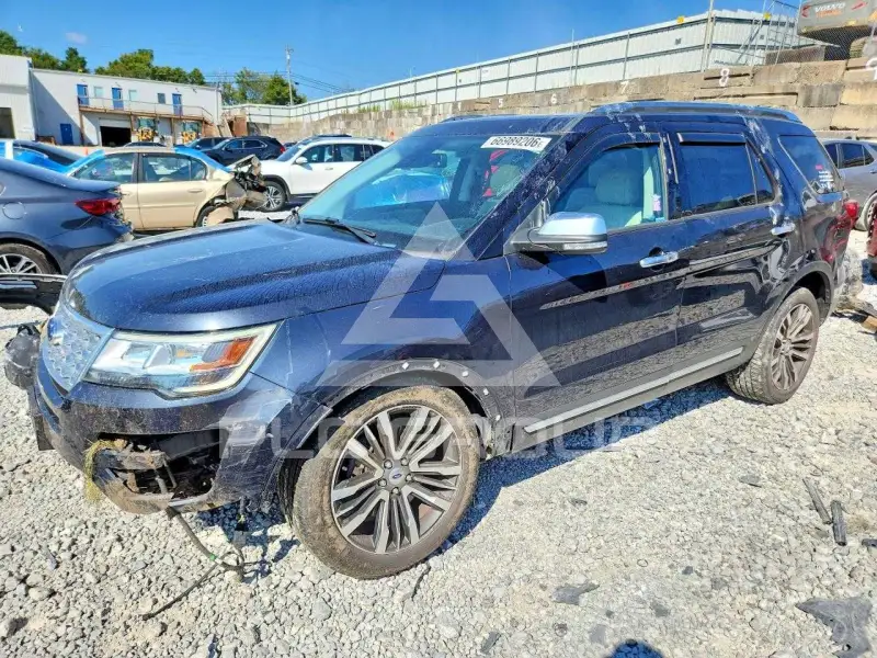 2017 Ford EXPLORER photo