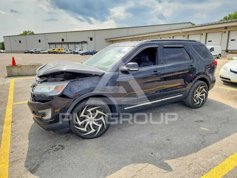 2017 Ford EXPLORER photo