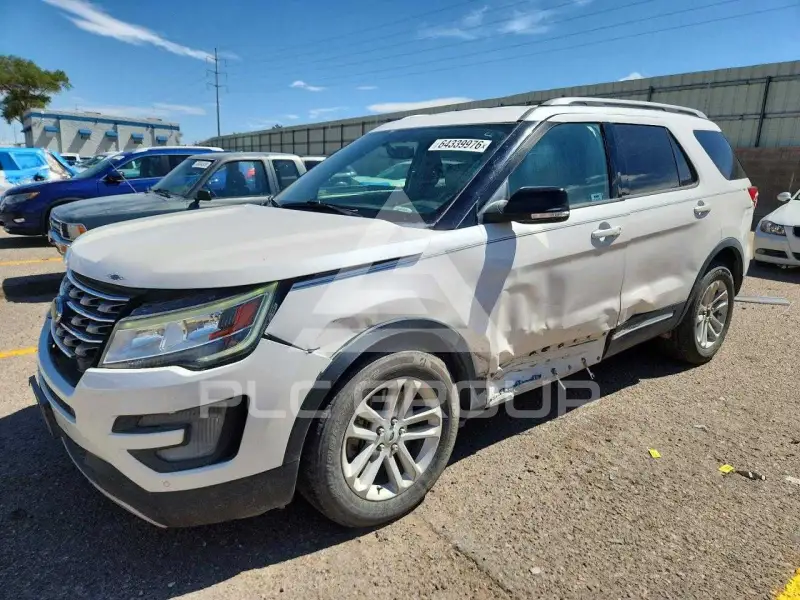 2017 Ford EXPLORER photo