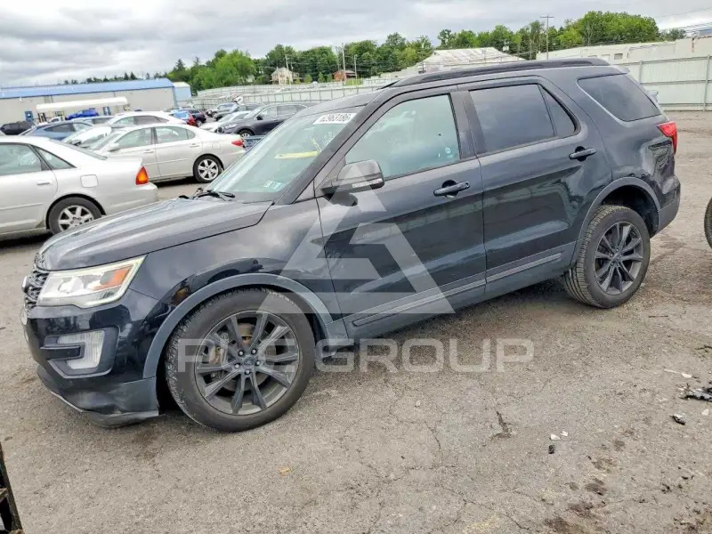 2017 Ford EXPLORER photo