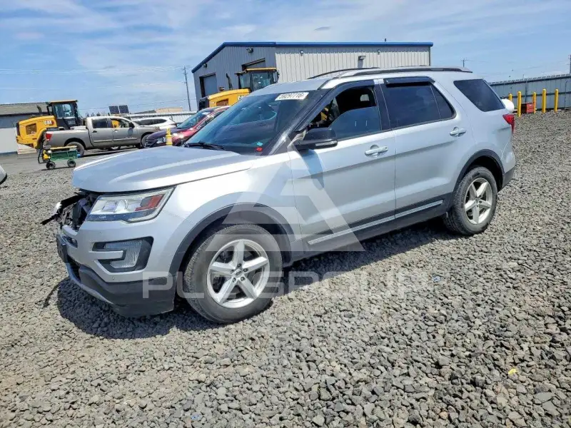 2017 Ford EXPLORER фото