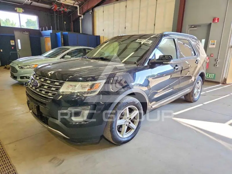 2017 Ford EXPLORER фото