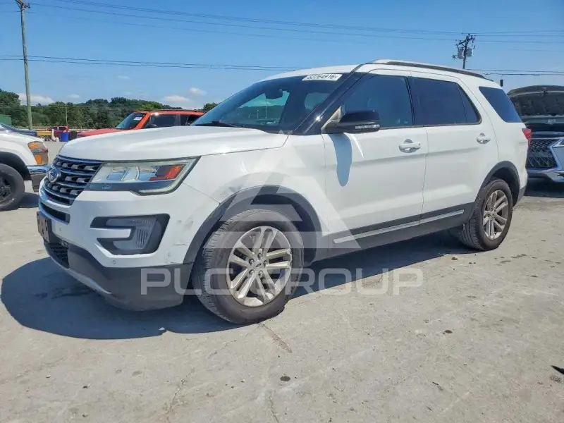 2017 Ford EXPLORER photo