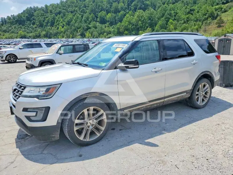 2017 Ford EXPLORER фото