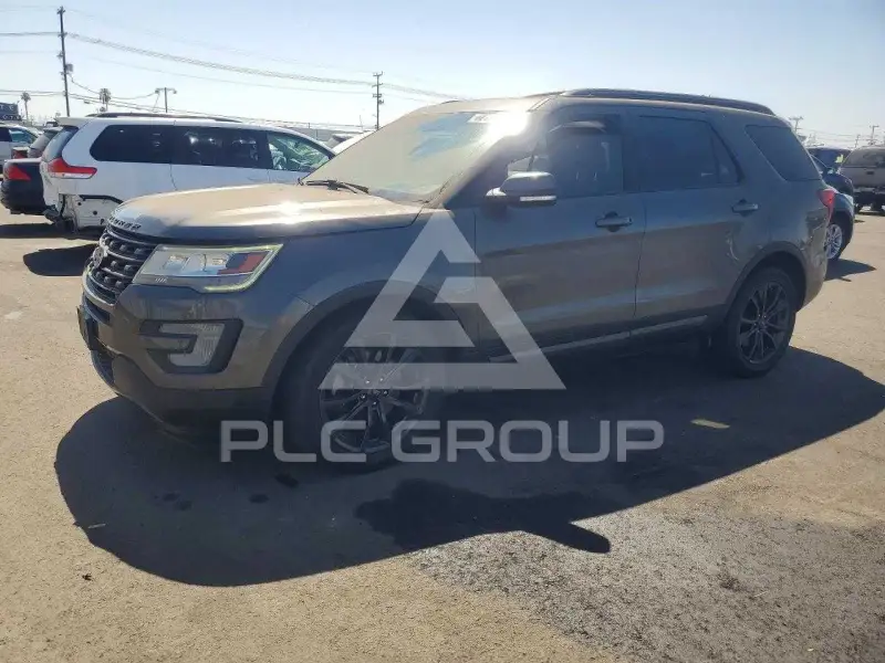 2017 Ford EXPLORER фото