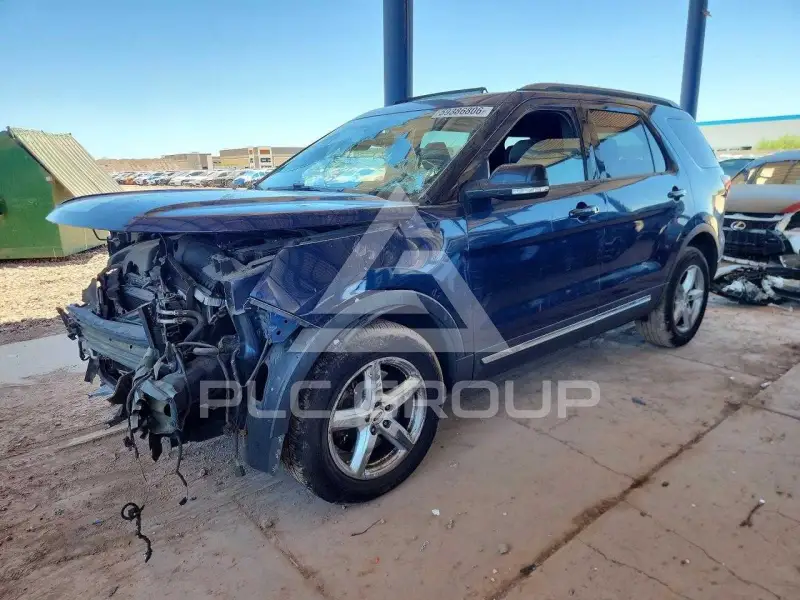 2017 Ford EXPLORER photo