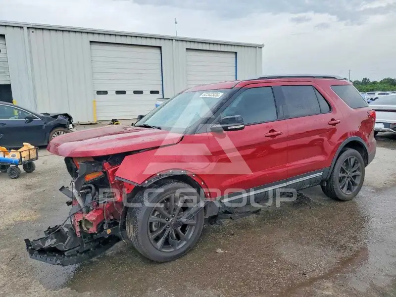 2017 Ford EXPLORER photo