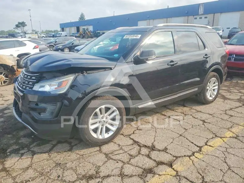 2017 Ford EXPLORER фото