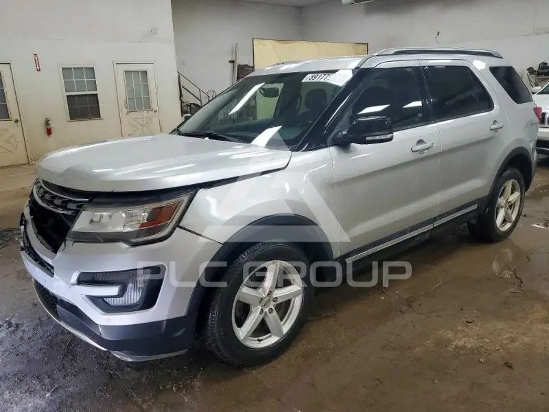 2017 Ford EXPLORER фото