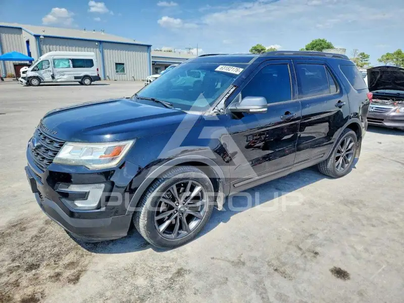 2017 Ford EXPLORER фото