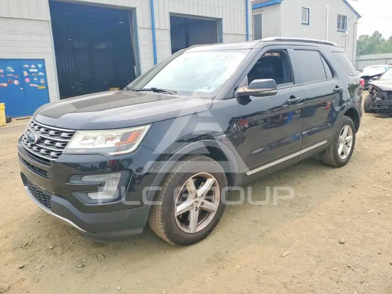 2017 Ford EXPLORER фото