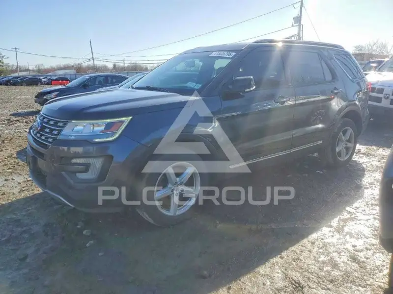 2017 Ford EXPLORER photo