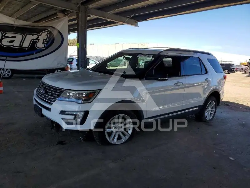 2017 Ford EXPLORER фото