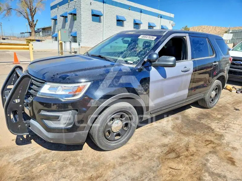 2017 Ford EXPLORER photo