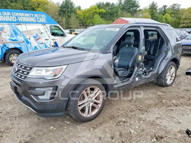 2017 Ford EXPLORER фото