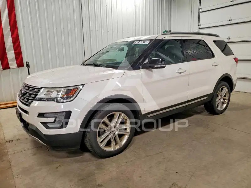 2017 Ford EXPLORER photo
