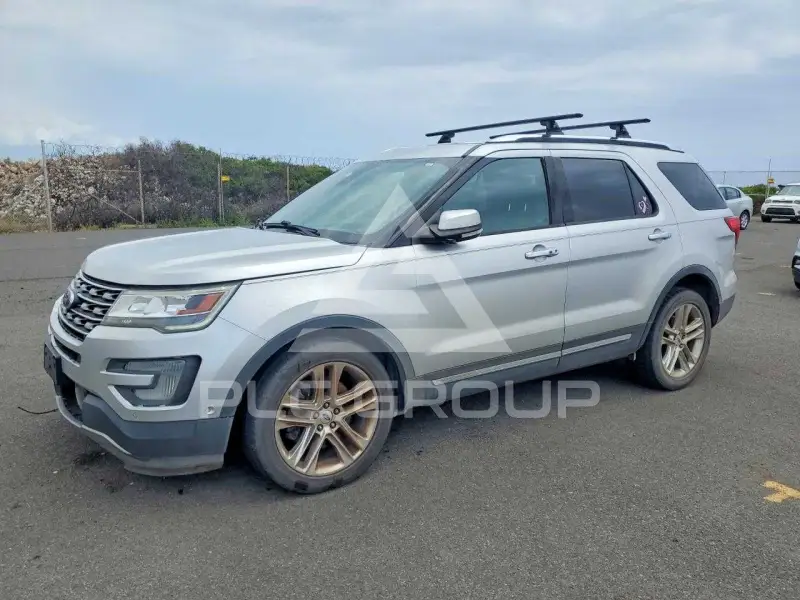 2017 Ford EXPLORER photo