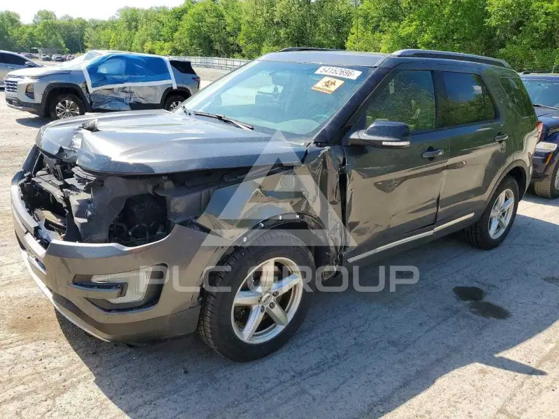 2017 Ford EXPLORER фото