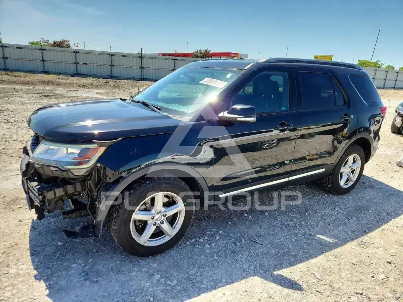 2017 Ford EXPLORER фото