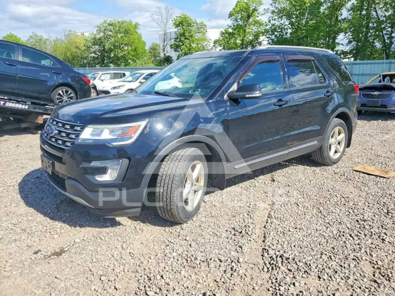2017 Ford EXPLORER фото