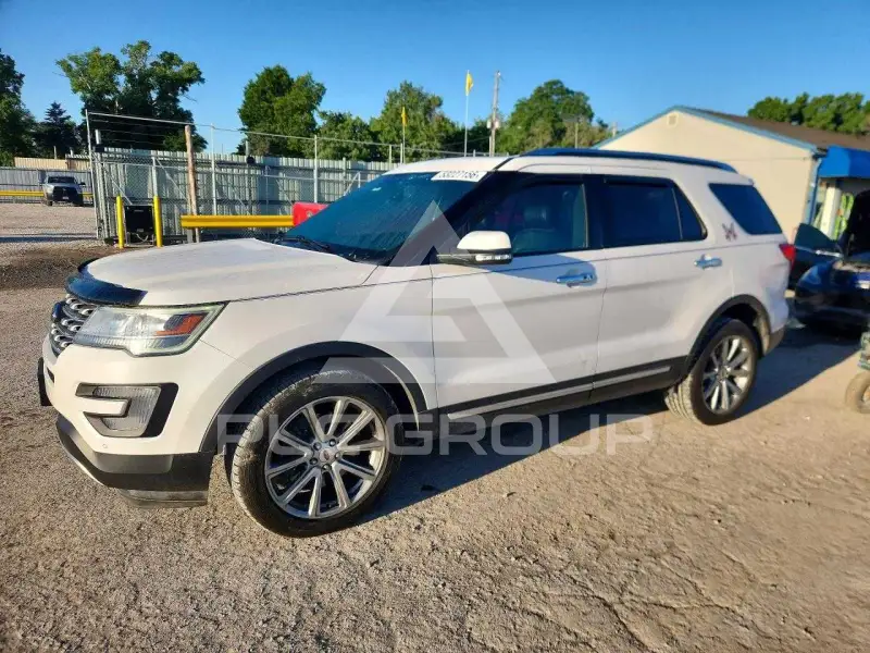 2017 Ford EXPLORER photo