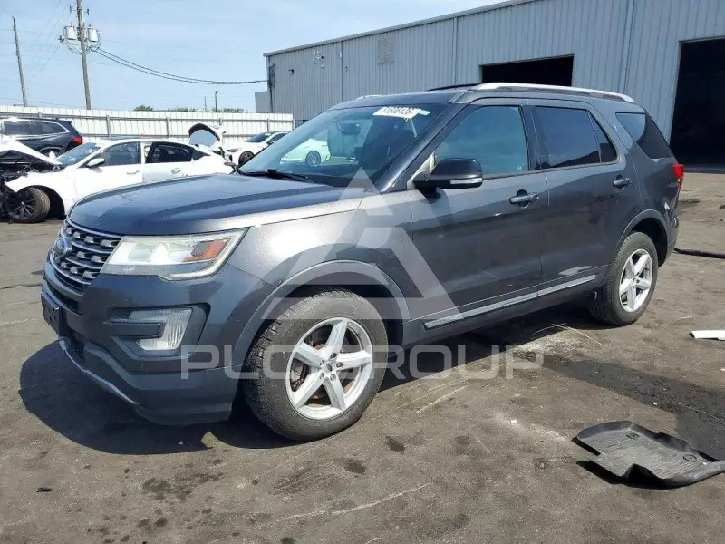 2017 Ford EXPLORER фото