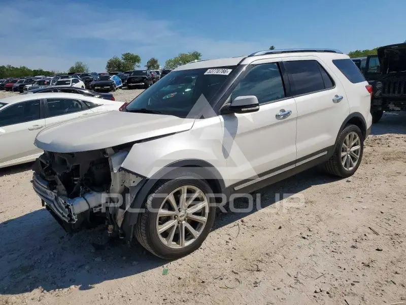 2017 Ford EXPLORER photo