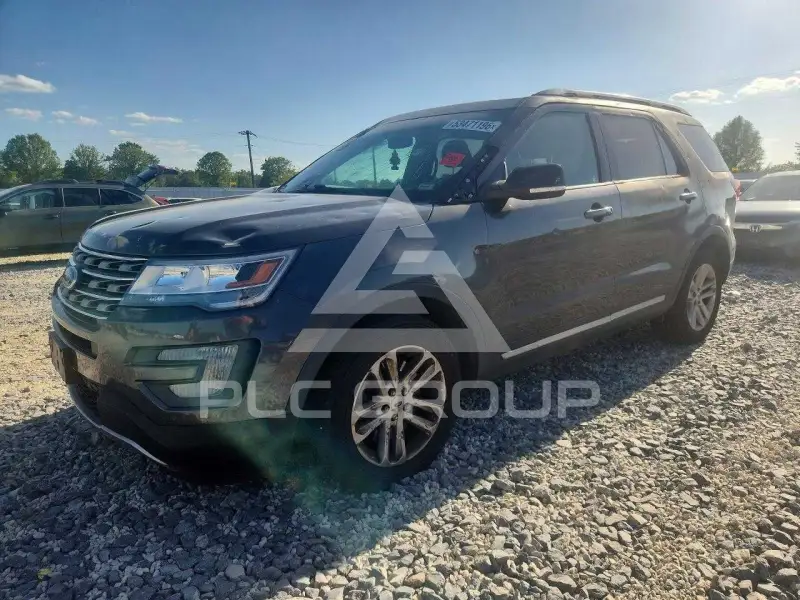 2017 Ford EXPLORER photo