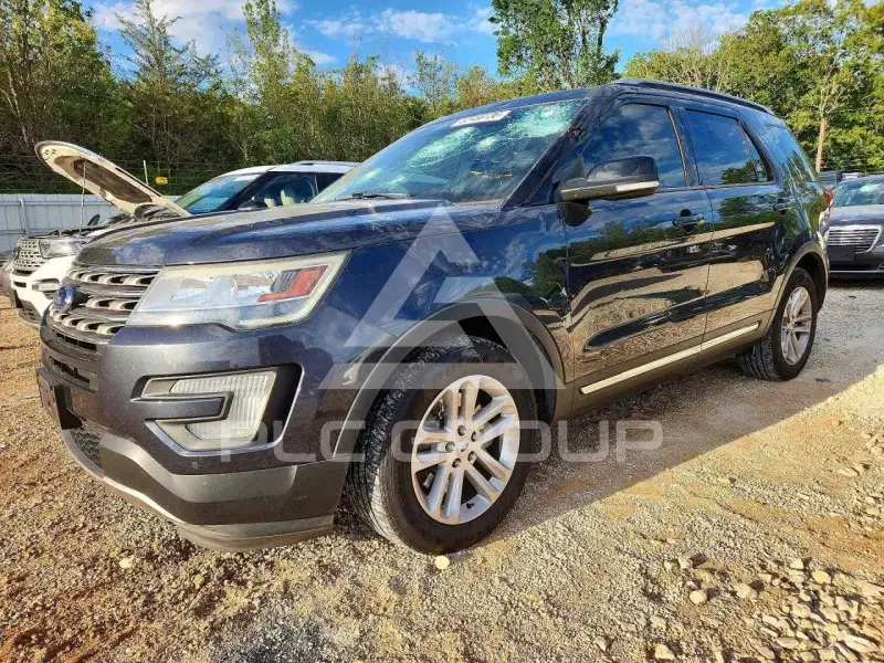 2017 Ford EXPLORER photo