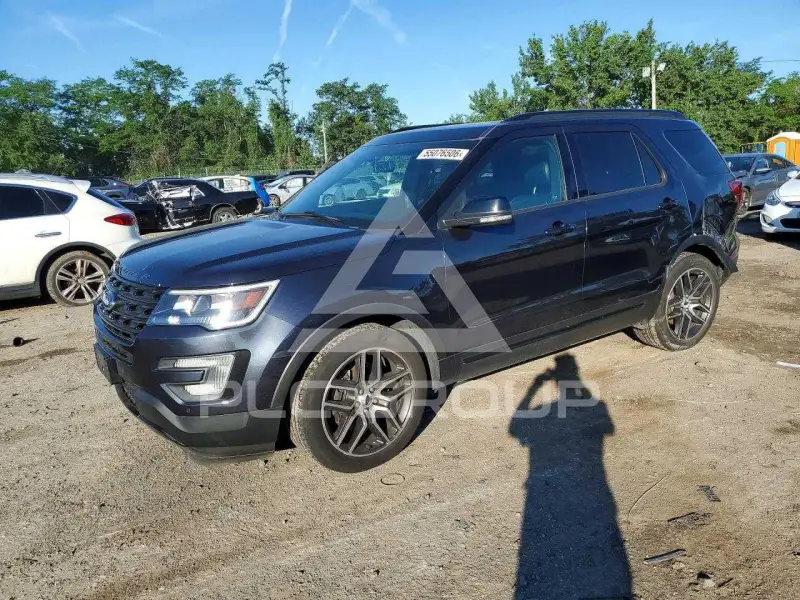 2017 Ford EXPLORER photo