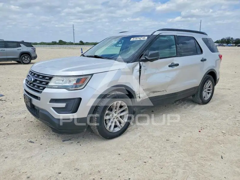 2017 Ford EXPLORER photo
