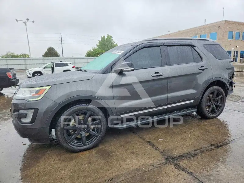 2017 Ford EXPLORER фото